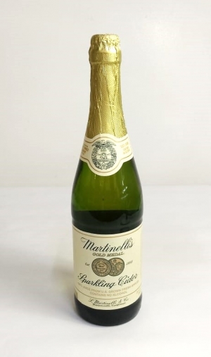 750ml martinellis gold medal cider 