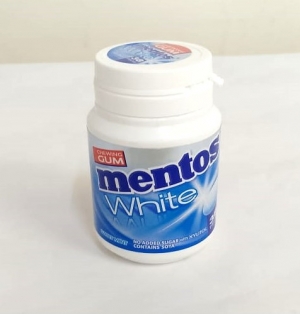 54.34g mentos  white gum