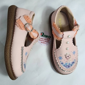 Female baby shoe size 31