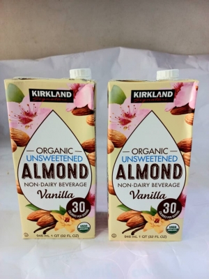 1L Kirkland organic unsweetened almond milk vanilla 